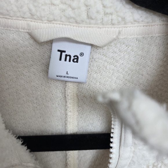 Aritzia | TNA Fleece Half Zip - Picture 2 of 2